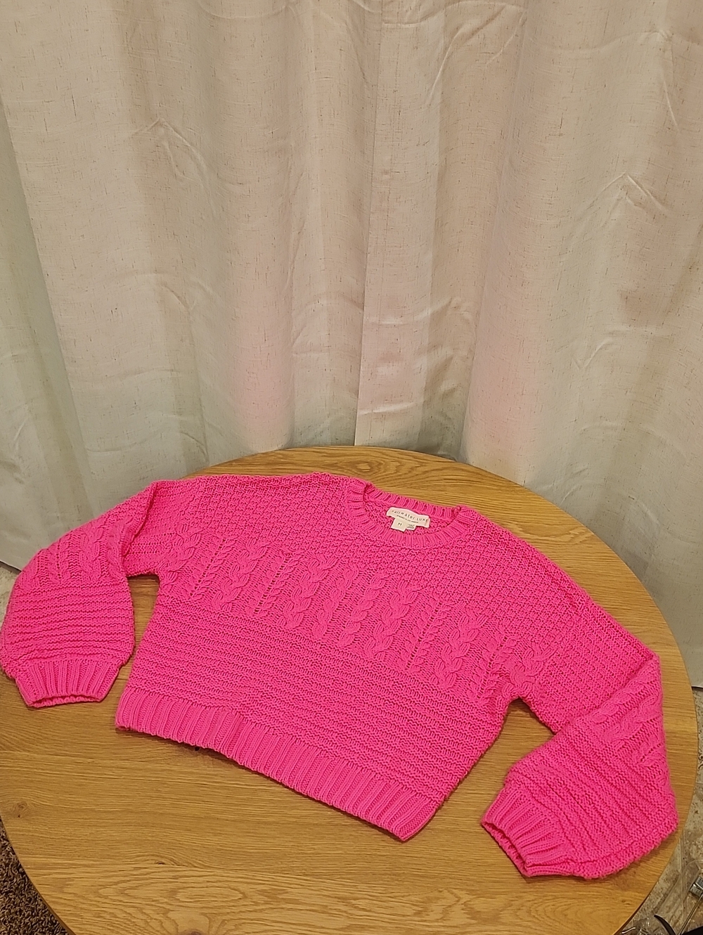 Saltwater LUXE Hot Pink Cable Knit Cropped Sweater Size M